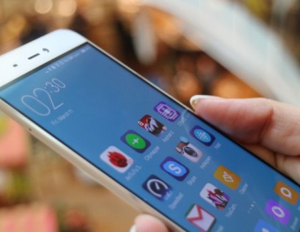 Xiaomi Mi Band 2 e MIUI 8 in arrivo il 10 maggio | video app Note