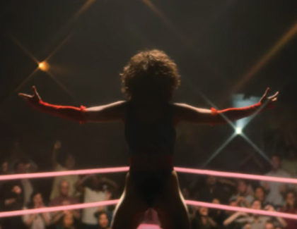 Netflix pubblica il trailer di “GLOW”, la serie sul wrestling femminile