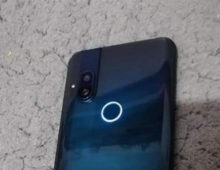 Motorola One Pop Up: altro smartphone con fotocamera a scomparsa | foto dal vivo