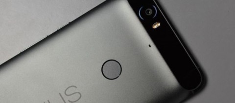 Nexus 6P: test di resistenza contro lame, accendini e bend test