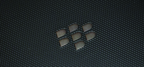 Facebook elimina il supporto ad alcune API per BlackBerry 10 e OS7