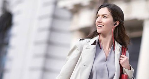 Jabra Halo Smart: le nuove cuffie intelligenti per chiamate e musica stereo