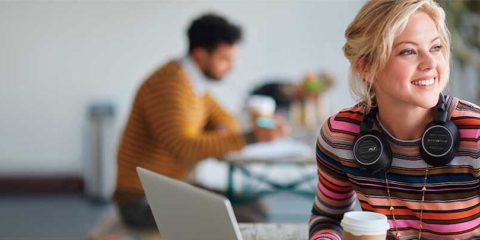 Nuove cuffie wireless Backbeat Pro 2 di Plantronics con cancellazione del rumore on-deman