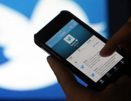 Codici QR su Twitter per condividere contatti su Android e iOS
