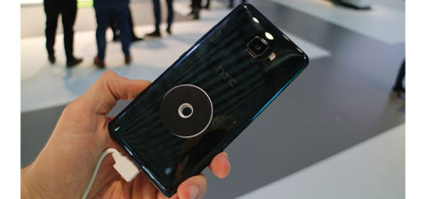 HTC U Ultra torturato e smontato in un recente video