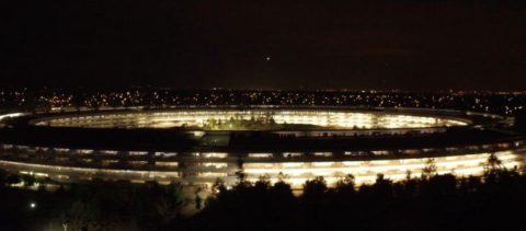 Apple Campus 2 è quasi pronto. Ecco il video notturno