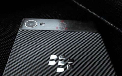 BlackBerry Krypton mostrato nelle prime immagini